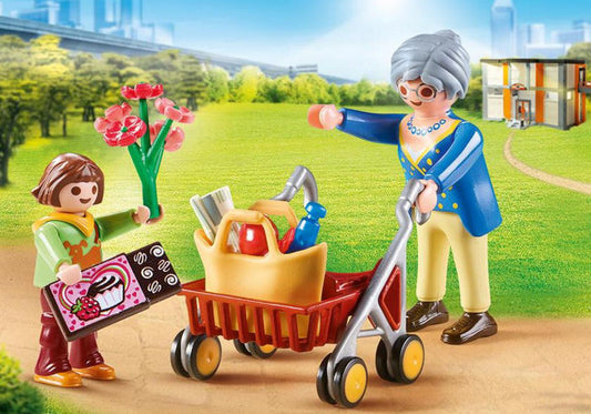 Abuela con niña Playmobil